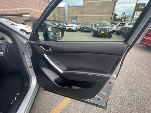 Used 2016 MAZDA CX-5 Touring image 18