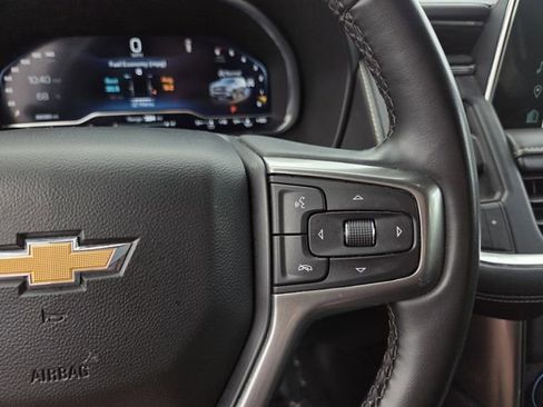 Used 2023 Chevrolet Suburban Premier AWD/4WD image 24