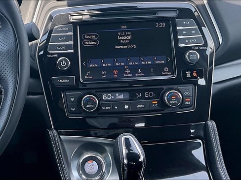 Certified 2023 Nissan Maxima Platinum w/ Sport Mat Group FWD image 5