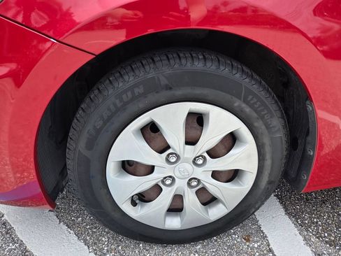 Used 2016 Hyundai Accent SE FWD image 20