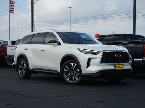 Used 2024 INFINITI QX60 Luxe FWD image 2