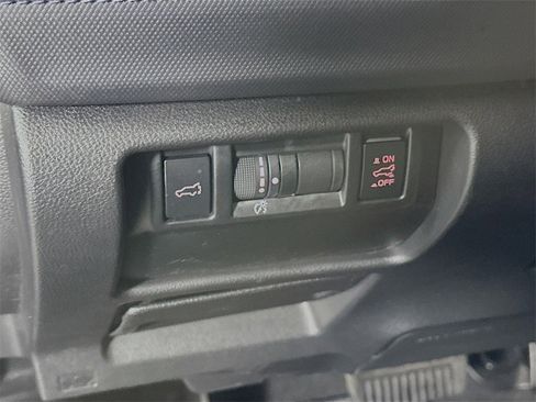 Used 2025 Subaru Forester Premium image 15