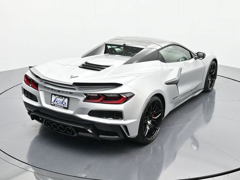 New 2026 Chevrolet Corvette Z06 w/ Battery Protection Package image 32