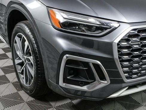 Used 2023 Audi Q5 2.0T Premium Plus w/ Premium Plus Package image 37