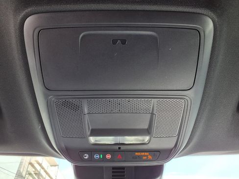 Used 2026 Buick Enclave Preferred FWD image 23
