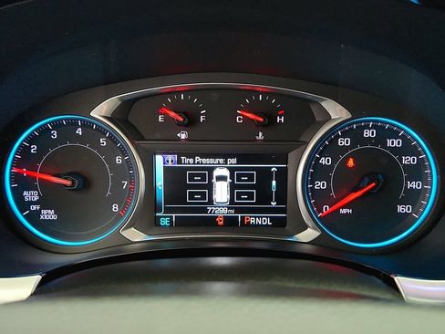 Used 2019 Chevrolet Traverse LT w/ LT Premium Package AWD/4WD image 14