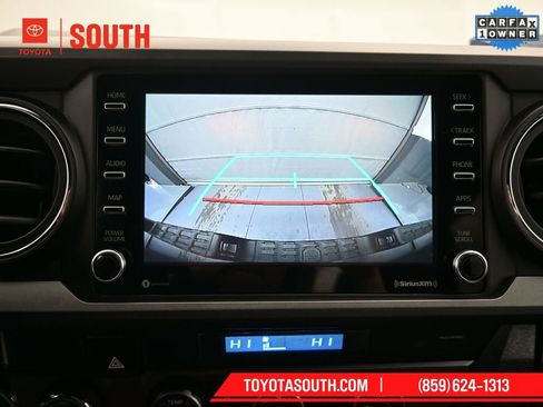 Used 2023 Toyota Tacoma TRD Off-Road image 17