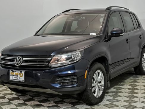 Used 2016 Volkswagen Tiguan S FWD image 5