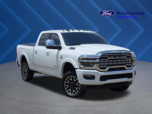 Used 2025 RAM 2500 Limited AWD/4WD image 1