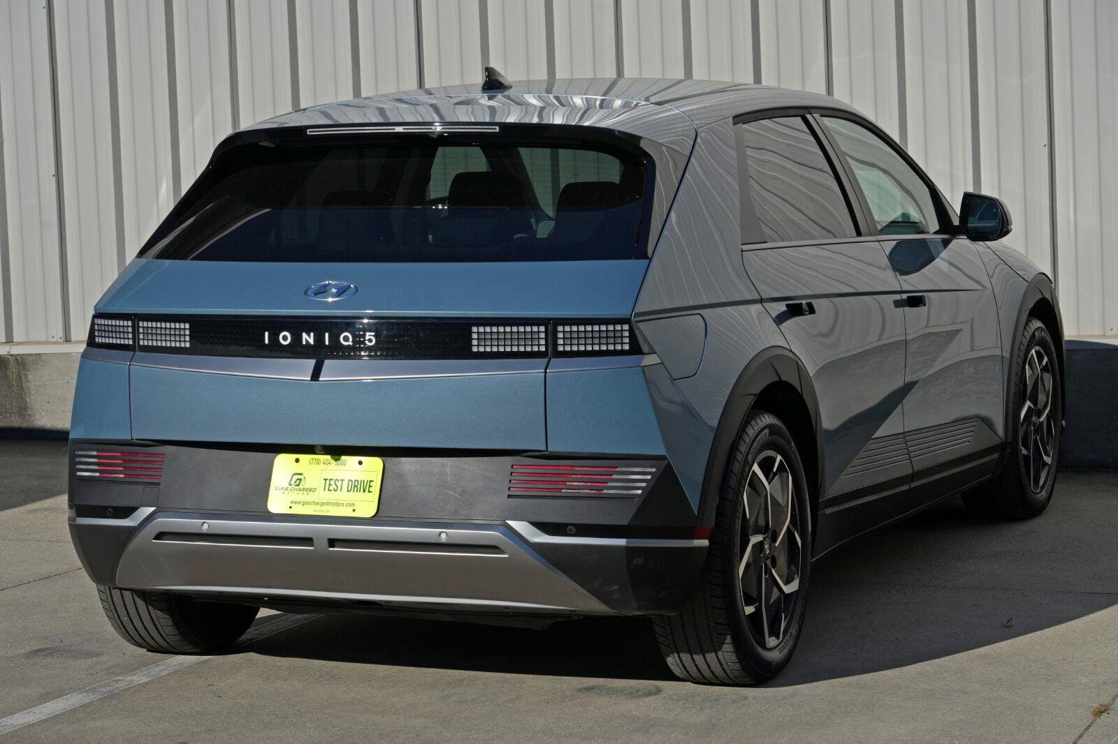Used 2024 Hyundai Ioniq 5 SEL RWD image 48