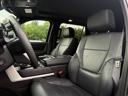 Used 2024 Toyota Sequoia Platinum AWD/4WD image 8