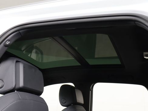 Used 2025 Audi Q3 2.0T Premium image 17