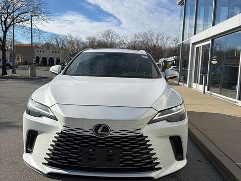 Used 2023 Lexus RX 350 Premium image 9