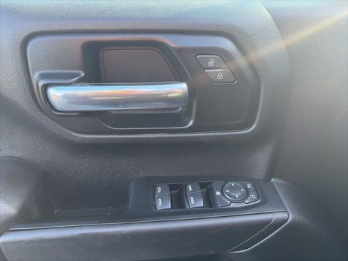 Used 2019 Chevrolet Silverado 1500 Custom Trail Boss w/ Infotainment Package image 14