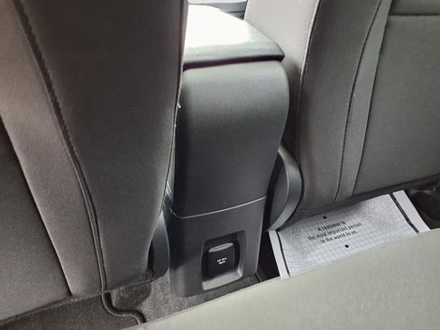 Used 2022 Ford EcoSport SE w/ SE Convenience Package image 26