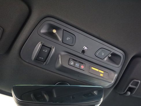 Used 2021 Chevrolet Camaro SS image 34