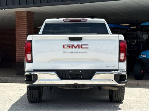 Used 2023 GMC Sierra 1500 SLE AWD/4WD image 8