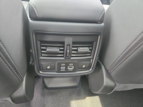Certified 2026 Subaru Outback Limited AWD/4WD image 18