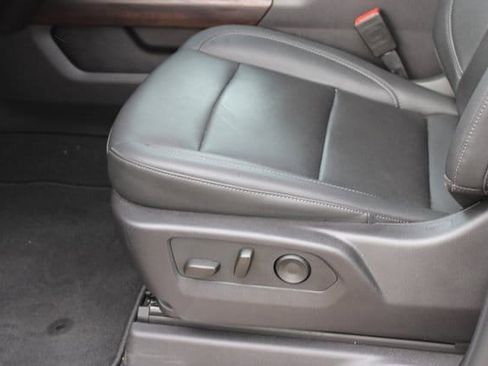 Used 2024 GMC Sierra 1500 SLT image 14