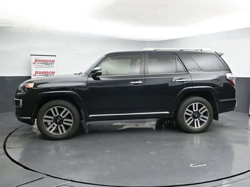 Used 2014 Toyota 4Runner Limited image 5