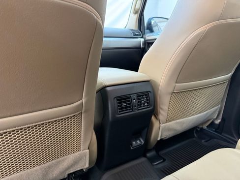 Used 2021 Toyota 4Runner SR5 Premium image 18