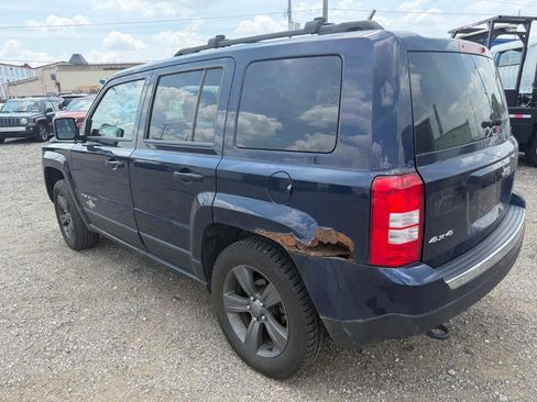 Used 2013 Jeep Patriot Latitude w/ Freedom Edition Pkg AWD/4WD image 8