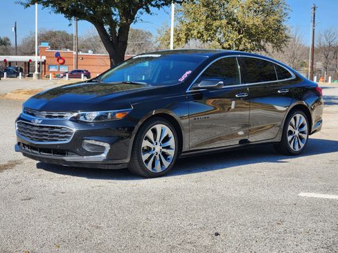 Used 2018 Chevrolet Malibu Premier w/ Premier Sun and Wheel Package image 2