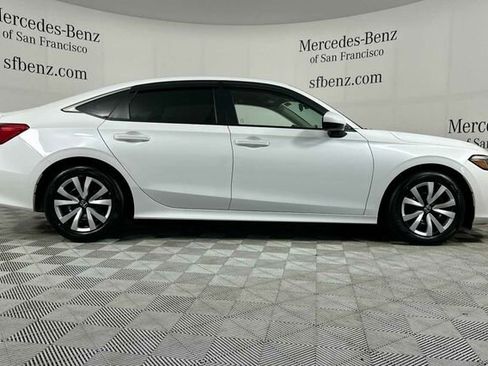 Used 2022 Honda Civic LX image 3