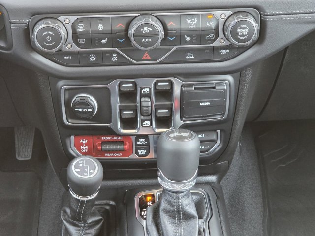 New 2026 Jeep Wrangler Unlimited Rubicon AWD/4WD image 14