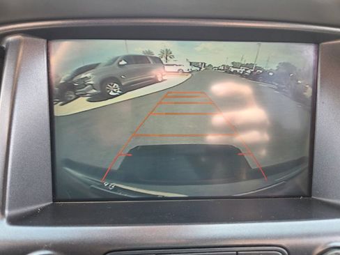 Used 2016 Chevrolet Colorado LT w/ LT Convenience Package RWD image 22
