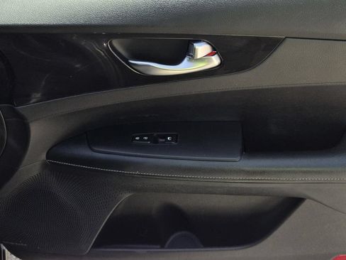Used 2021 Kia Forte GT-Line w/ GT-Line Premium Package FWD image 8