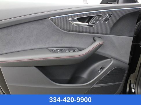 New 2026 Audi SQ8 Prestige image 16