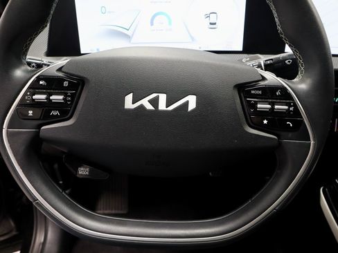 Used 2024 Kia EV6 GT-Line image 35