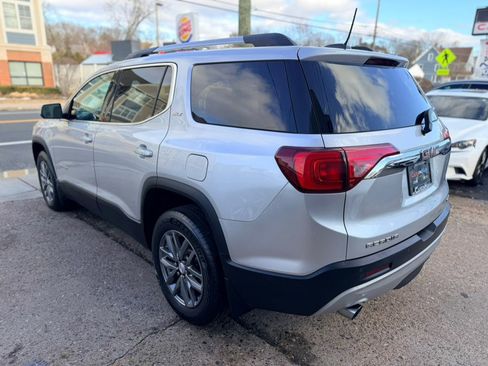Used 2017 GMC Acadia SLT image 5