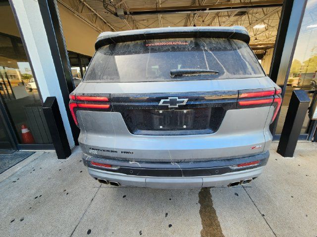 Used 2024 Chevrolet Traverse Z71 w/ LPO, Floor Liner Package AWD/4WD image 5