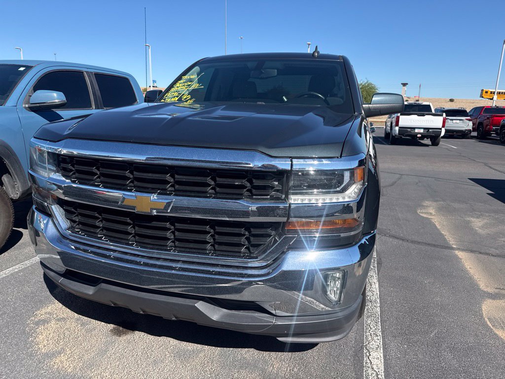 Used 2017 Chevrolet Silverado 1500 LT w/ All Star Edition RWD image 2