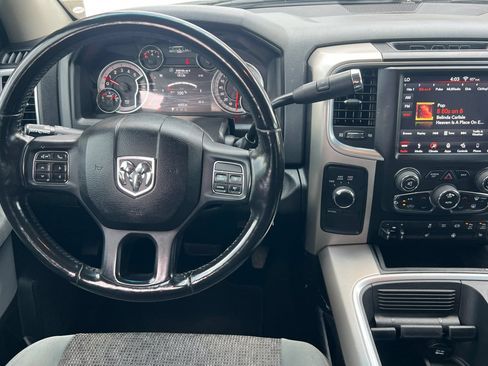 Used 2018 RAM 2500 Big Horn AWD/4WD image 11