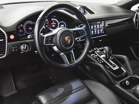 Used 2022 Porsche Cayenne Platinum Edition AWD/4WD image 16