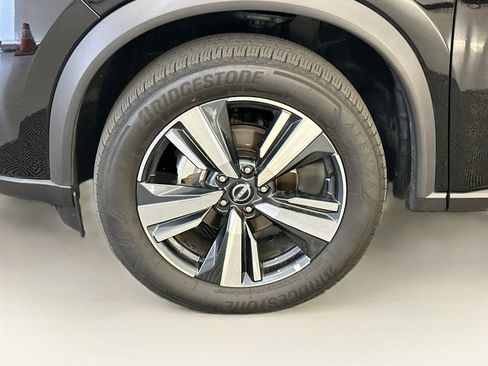 Used 2026 Nissan Rogue SL AWD/4WD image 35