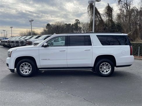 Used 2019 GMC Yukon XL SLT image 32