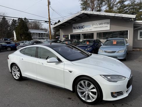 Used 2016 Tesla Model S 90D image 27