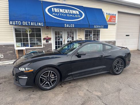 Used 2018 Ford Mustang Premium w/ Equipment Group 201A RWD image 9