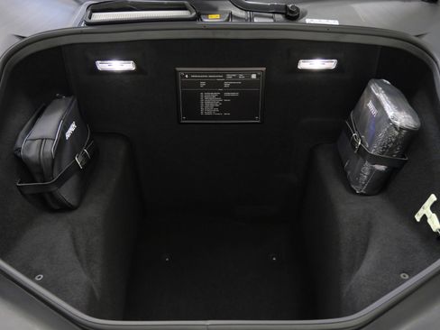 Used 2018 Ferrari 488 GTB image 17