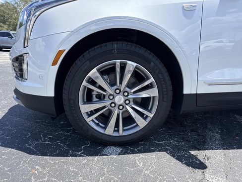 New 2026 Cadillac XT5 Premium Luxury w/ Driver Assist Package FWD image 9