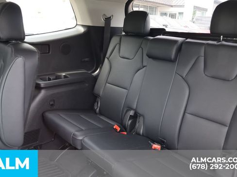 Used 2024 Kia Telluride SX w/ Towing Package FWD image 21