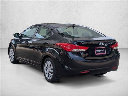 Used 2011 Hyundai Elantra GLS FWD image 8