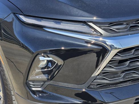 New 2026 Chevrolet Blazer LT w/ Convenience Package FWD image 9