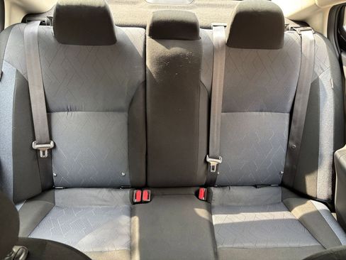 Used 2025 Nissan Versa SV image 33