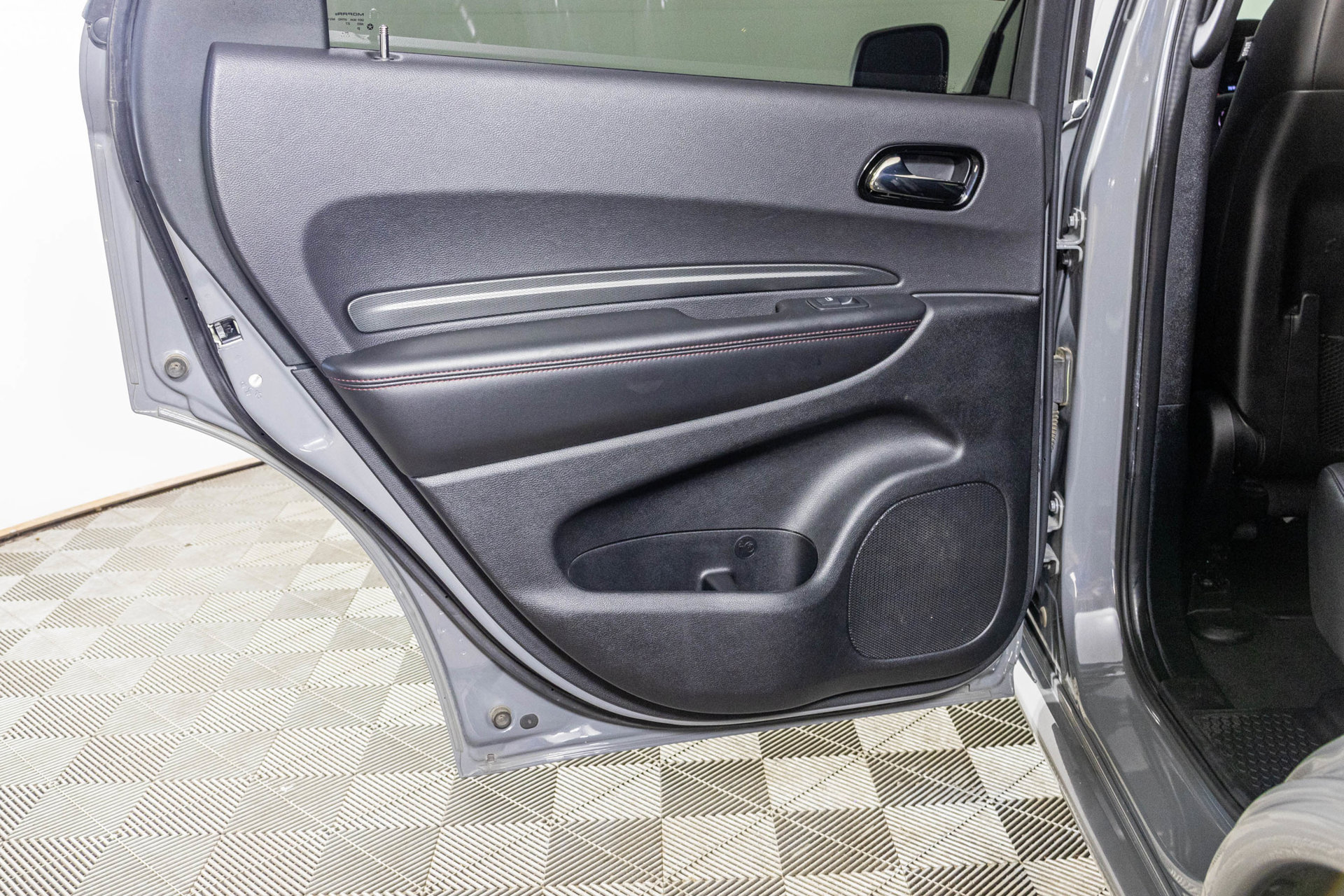 Used 2021 Dodge Durango R/T w/ Blacktop Package AWD/4WD image 41