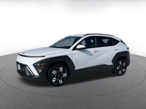 Used 2025 Hyundai Kona SEL image 8